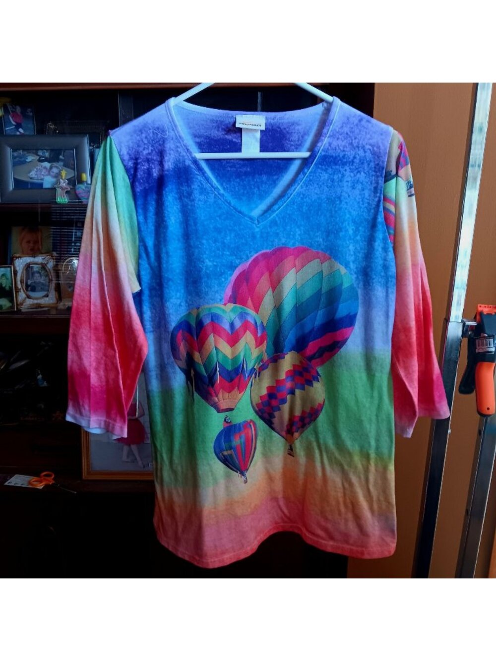 Vintage Large Sunshirt Hot Air Balloon Top V-Neck Shirt 3/4 Sleeves Made In USA